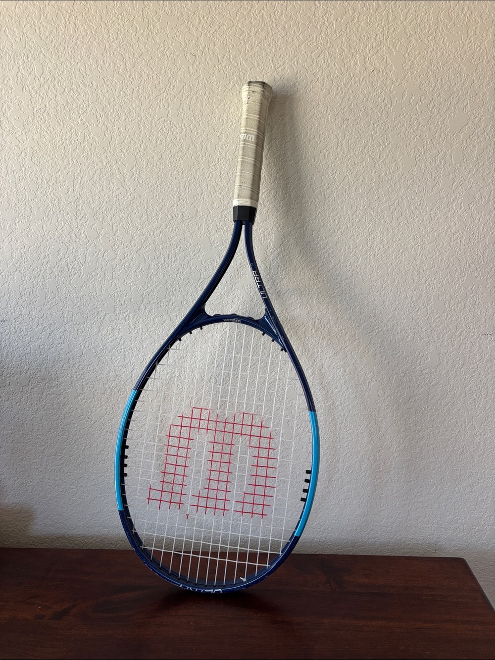 Wilson Ultra Power XL 112 oversized tennis racket